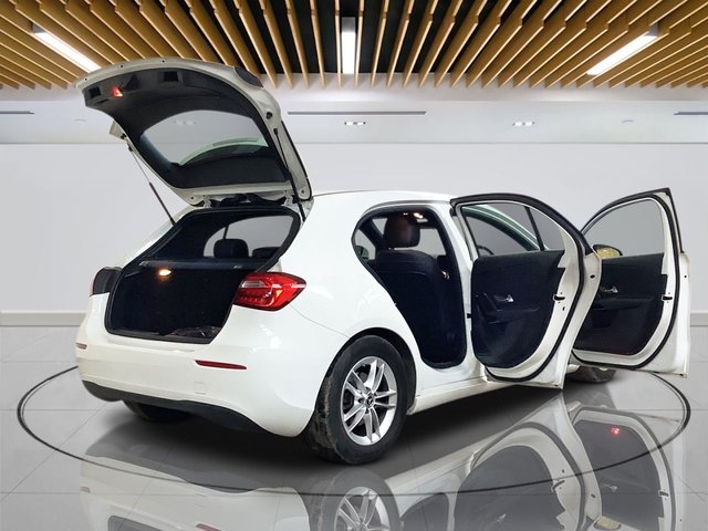 2019 Mercedes-Benz A-Class 1.3L Se 5dr - Photo 11