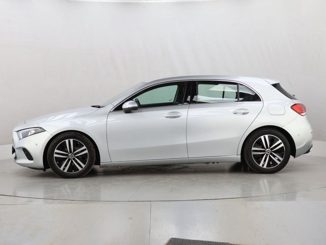 2021 Mercedes-Benz A Class 1.3L Sport 5dr - Photo 6