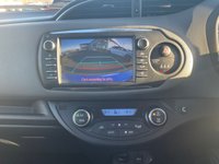 USED 2018 68 TOYOTA YARIS 1.5 VVT-h Icon Tech Hatchback 5dr Petrol Hybrid E-CVT Euro 6 (s/s) (100 ps) 