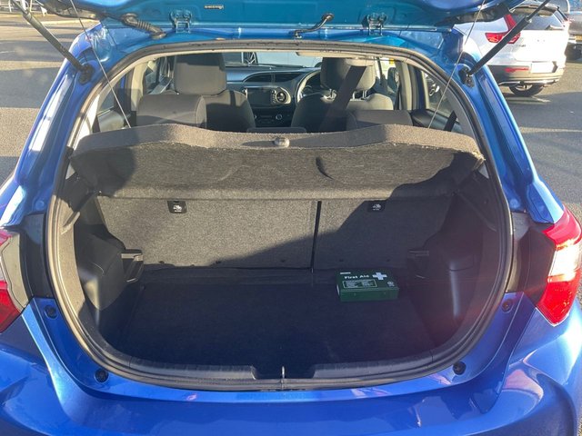 2018 TOYOTA YARIS - Photo 12