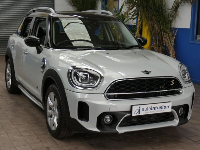 View our MINI Countryman 1.5 10kWh Cooper SE Classic SUV 5dr Petrol Plug-in Hybrid Auto ALL4 Euro 6 (s/s) (222 ps)