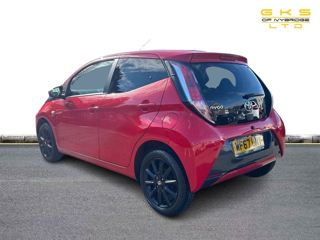 2017 TOYOTA AYGO - Photo 10