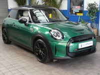 USED 2022 22 MINI Electric Hatch Cooper SE 32.6kWh Level 3 Hatchback 3dr Electric Auto (184 ps) SAT NAV SUNROOF REAR VIEW CAMERA LEATHER INTERIOR HEATED SEATS HEATED STEERING WHEEL CRUISE CONTROL PARKING SENSORS 1 OWNER SERVICE HISTORY WARRANTY