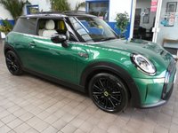 USED 2022 22 MINI Electric Hatch Cooper SE 32.6kWh Level 3 Hatchback 3dr Electric Auto (184 ps) SAT NAV SUNROOF REAR VIEW CAMERA LEATHER INTERIOR HEATED SEATS HEATED STEERING WHEEL CRUISE CONTROL PARKING SENSORS 1 OWNER SERVICE HISTORY WARRANTY