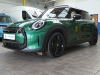 USED 2022 22 MINI Electric Hatch Cooper SE 32.6kWh Level 3 Hatchback 3dr Electric Auto (184 ps) SAT NAV SUNROOF REAR VIEW CAMERA LEATHER INTERIOR HEATED SEATS HEATED STEERING WHEEL CRUISE CONTROL PARKING SENSORS 1 OWNER SERVICE HISTORY WARRANTY
