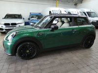 USED 2022 22 MINI Electric Hatch Cooper SE 32.6kWh Level 3 Hatchback 3dr Electric Auto (184 ps) SAT NAV SUNROOF REAR VIEW CAMERA LEATHER INTERIOR HEATED SEATS HEATED STEERING WHEEL CRUISE CONTROL PARKING SENSORS 1 OWNER SERVICE HISTORY WARRANTY
