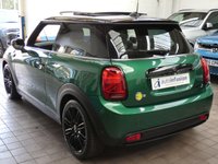 USED 2022 22 MINI Electric Hatch Cooper SE 32.6kWh Level 3 Hatchback 3dr Electric Auto (184 ps) SAT NAV SUNROOF REAR VIEW CAMERA LEATHER INTERIOR HEATED SEATS HEATED STEERING WHEEL CRUISE CONTROL PARKING SENSORS 1 OWNER SERVICE HISTORY WARRANTY