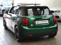 USED 2022 22 MINI Electric Hatch Cooper SE 32.6kWh Level 3 Hatchback 3dr Electric Auto (184 ps) SAT NAV SUNROOF REAR VIEW CAMERA LEATHER INTERIOR HEATED SEATS HEATED STEERING WHEEL CRUISE CONTROL PARKING SENSORS 1 OWNER SERVICE HISTORY WARRANTY