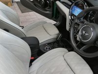 USED 2022 22 MINI Electric Hatch Cooper SE 32.6kWh Level 3 Hatchback 3dr Electric Auto (184 ps) SAT NAV SUNROOF REAR VIEW CAMERA LEATHER INTERIOR HEATED SEATS HEATED STEERING WHEEL CRUISE CONTROL PARKING SENSORS 1 OWNER SERVICE HISTORY WARRANTY