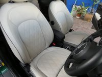 USED 2022 22 MINI Electric Hatch Cooper SE 32.6kWh Level 3 Hatchback 3dr Electric Auto (184 ps) SAT NAV SUNROOF REAR VIEW CAMERA LEATHER INTERIOR HEATED SEATS HEATED STEERING WHEEL CRUISE CONTROL PARKING SENSORS 1 OWNER SERVICE HISTORY WARRANTY