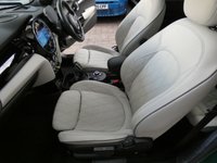 USED 2022 22 MINI Electric Hatch Cooper SE 32.6kWh Level 3 Hatchback 3dr Electric Auto (184 ps) SAT NAV SUNROOF REAR VIEW CAMERA LEATHER INTERIOR HEATED SEATS HEATED STEERING WHEEL CRUISE CONTROL PARKING SENSORS 1 OWNER SERVICE HISTORY WARRANTY