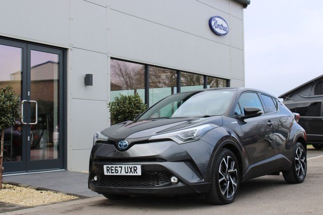 2017 C HR 1.8 VVT H DYNAMIC SUV 5DR PETROL HYBRID CVT EURO 6 S... photo