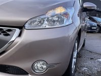 USED 2013 63 PEUGEOT 208 1.4 e-HDi Active Hatchback 5dr Diesel EGC Euro 5 (s/s) (70 ps) AUTO + LOW MILES 17K + &pound;20 TAX + FULL DEALER HISTORY + AC