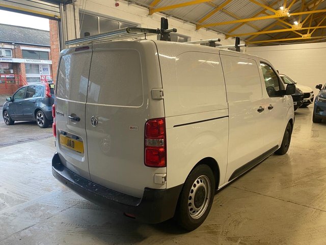 2022 VAUXHALL VIVARO 1.5 Turbo D 2700 Dynamic Panel Van 6dr Diesel Manual L1 H1 Euro 6 (s/s) (120 ps) - Photo 8
