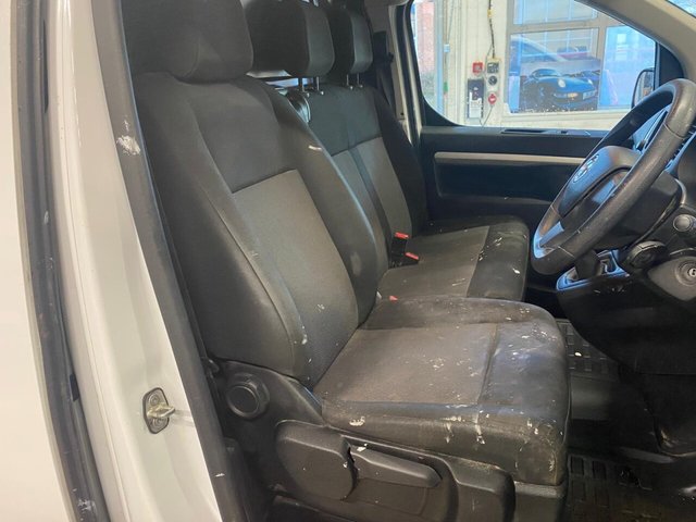 2022 VAUXHALL VIVARO 1.5 Turbo D 2700 Dynamic Panel Van 6dr Diesel Manual L1 H1 Euro 6 (s/s) (120 ps) - Photo 9