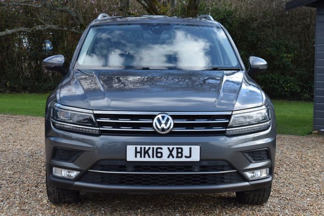 2016 VOLKSWAGEN TIGUAN 2.0 TDI BlueMotion Tech SEL SUV 5dr Diesel Manual Euro 6 (s/s) (150 ps) - Photo 2