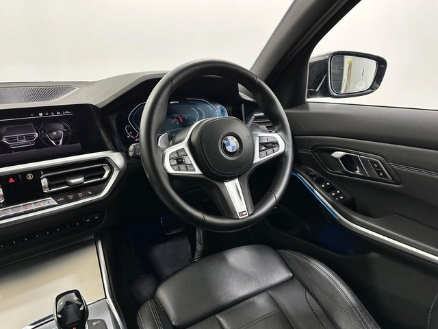 2021 BMW 3 Series - Photo 11