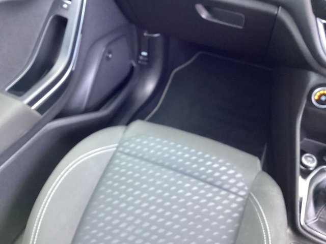 2018 FORD FIESTA 1.0T EcoBoost GPF Titanium Hatchback 3dr Petrol Manual Euro 6 (s/s) (125 ps) - Photo 9