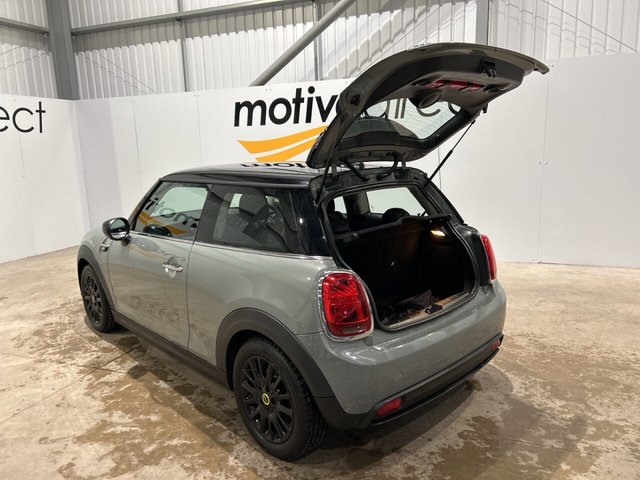 2022 MINI Electric Hatch - Photo 10