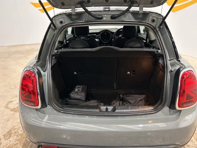 2022 MINI Electric Hatch - Photo 12