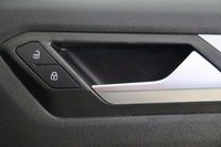 USED 2024 24 VOLKSWAGEN T-ROC 1.5 TSI Life Euro 6 (s/s) 5dr 1 OWNER,APPLE CAR PLAY,SENSORS