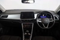 USED 2024 24 VOLKSWAGEN T-ROC 1.5 TSI Life Euro 6 (s/s) 5dr 1 OWNER,APPLE CAR PLAY,SENSORS