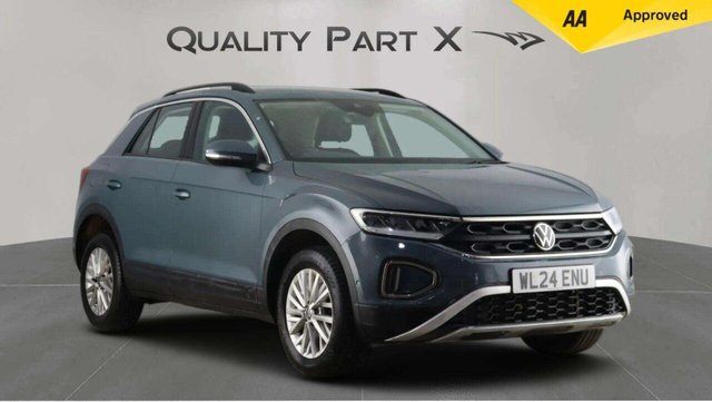 View our Volkswagen T-Roc 1.5 TSI Life Euro 6 (s/s) 5dr