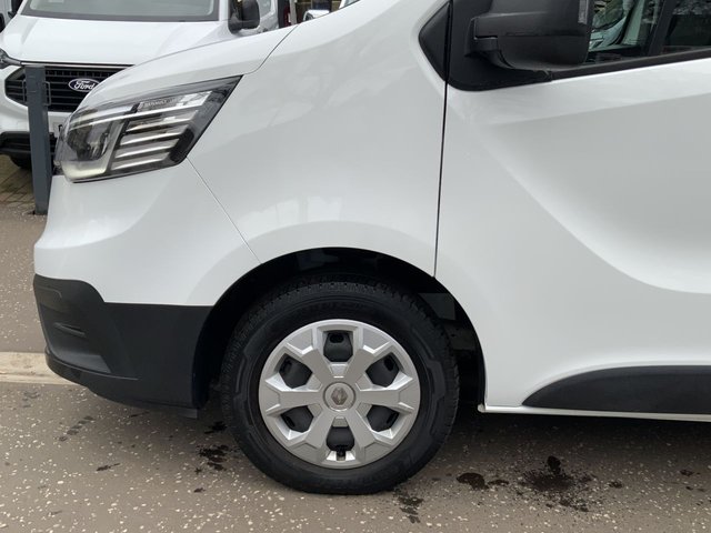 2023 Renault Trafic 2L Business+ 3dr - Photo 9