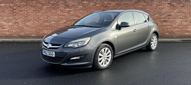 2012 Vauxhall Astra 1.7 CDTi Active Hatchback 5dr Diesel Manual Euro 5 (110 ps) photo