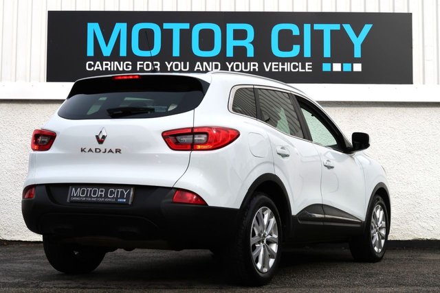 2019 RENAULT KADJAR 1.3 TCe Dynamique Nav SUV 5dr Petrol Manual Euro 6 (s/s) (140 ps) - Photo 3