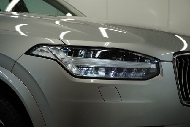 2020 VOLVO XC90 - Photo 9