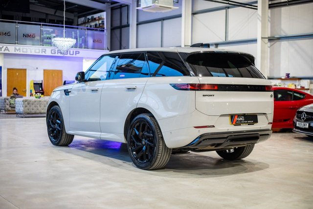 2023 Land Rover Range Rover Sport 3L Dynamic Se 5dr - Photo 4