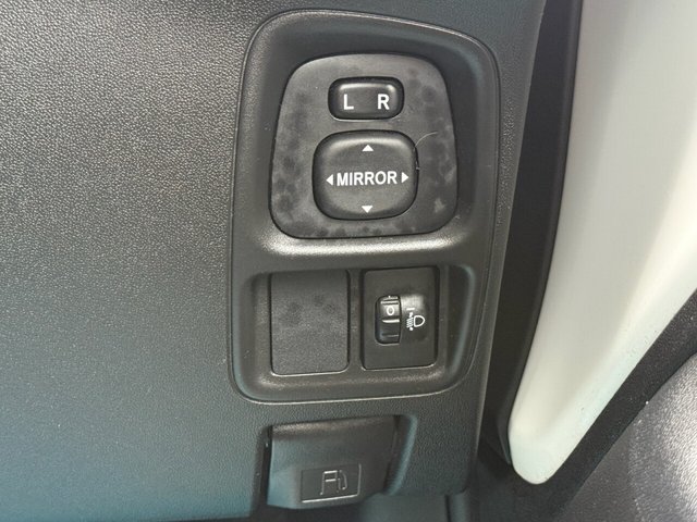 2016 TOYOTA AYGO 1.0 VVT-i x-play Hatchback 5dr Petrol Manual Euro 6 (68 ps) - Photo 10