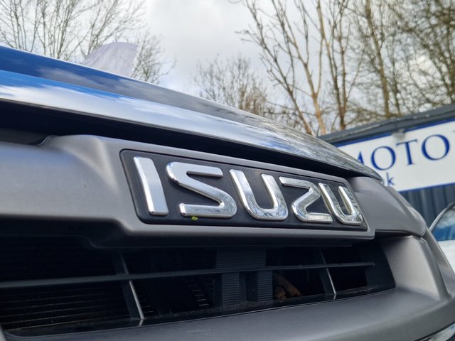 2015 ISUZU D-MAX 2.5 TD Blade Pickup 4dr Diesel Manual 4x4 (194 g/km, 161 bhp) - Photo 8