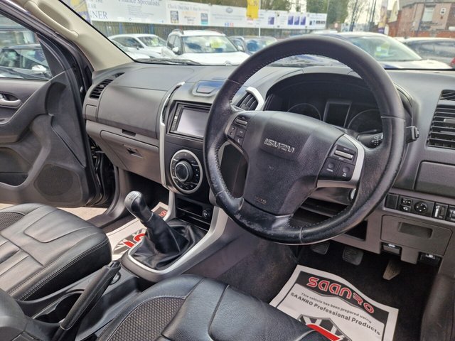 2015 ISUZU D-MAX 2.5 TD Blade Pickup 4dr Diesel Manual 4x4 (194 g/km, 161 bhp) - Photo 4