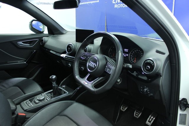 2020 AUDI Q2 - Photo 6