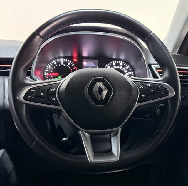 2019 RENAULT CLIO - Photo 8