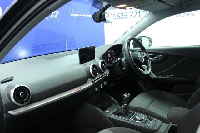 2022 AUDI Q2 - Photo 7