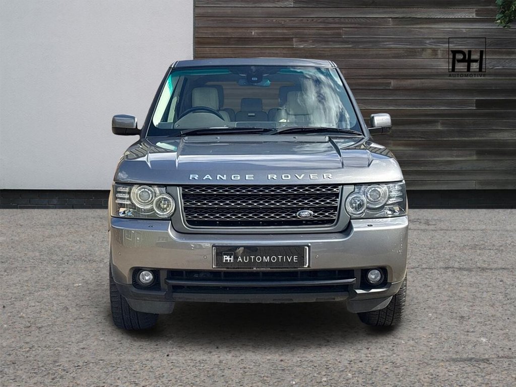 USED 2011 61 LAND ROVER RANGE ROVER 4.4 TD V8 Vogue SE SUV 5dr Diesel Auto 4WD Euro 5 (313 bhp) TIMELESS COLOUR COMBINATION