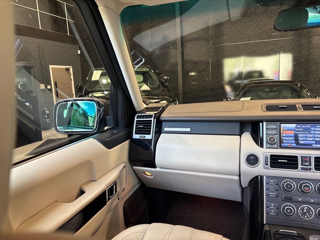 USED 2011 61 LAND ROVER RANGE ROVER 4.4 TD V8 Vogue SE SUV 5dr Diesel Auto 4WD Euro 5 (313 bhp) TIMELESS COLOUR COMBINATION