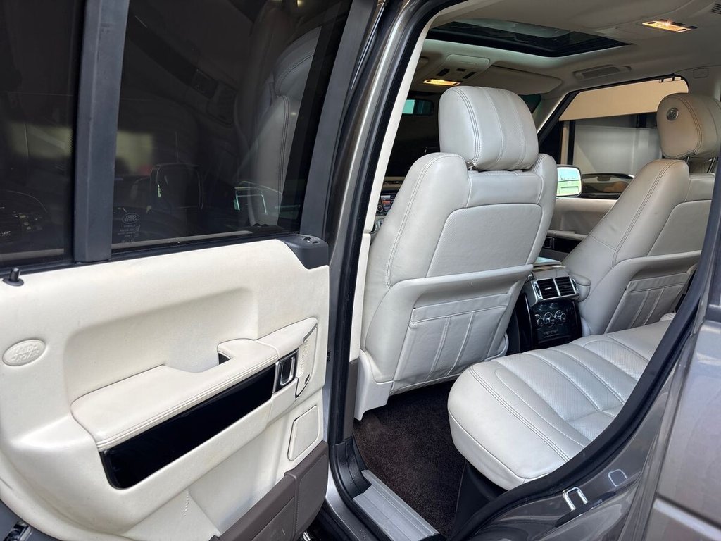 USED 2011 61 LAND ROVER RANGE ROVER 4.4 TD V8 Vogue SE SUV 5dr Diesel Auto 4WD Euro 5 (313 bhp) TIMELESS COLOUR COMBINATION