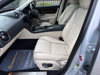 USED 2014 14 JAGUAR XJ 3.0d V6 Portfolio Saloon 4dr Diesel Auto Euro 5 (s/s) (275 ps) Full Leather+Full Service History+Heated Seats+Sunroof