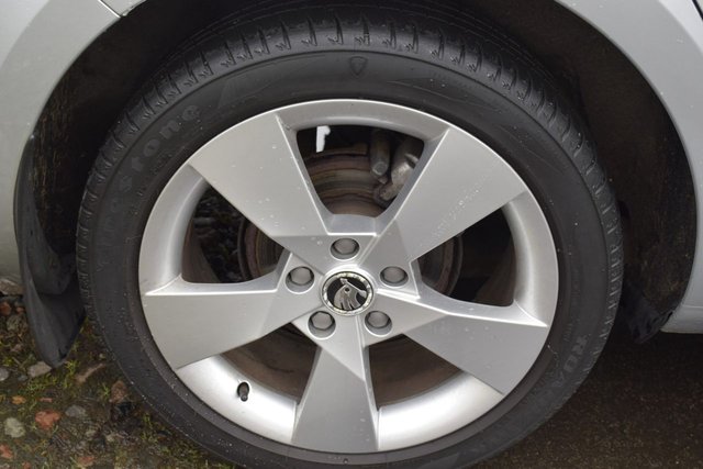 2017 SKODA OCTAVIA - Photo 5