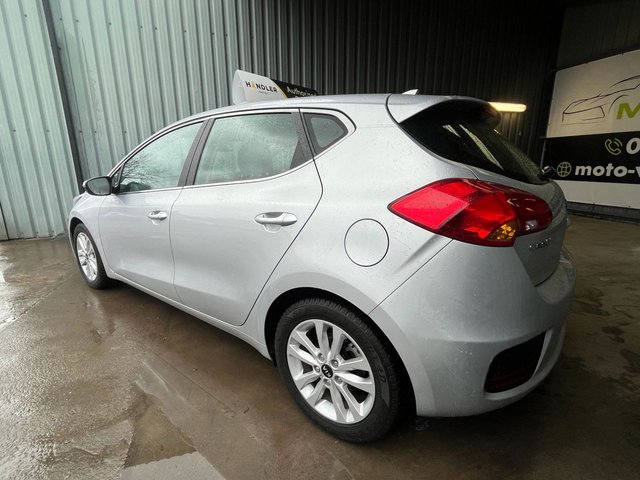 2018 KIA CEED 1.6 CRDi 2 Hatchback 5dr Diesel DCT Euro 6 (s/s) (134 bhp) - Photo 7