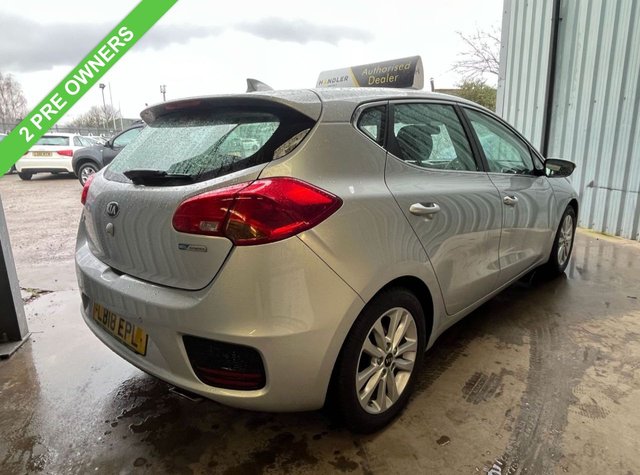 2018 KIA CEED 1.6 CRDi 2 Hatchback 5dr Diesel DCT Euro 6 (s/s) (134 bhp) - Photo 3