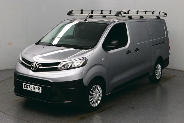 2022 72 TOYOTA PROACE 2.0D Icon 140 BHP LWB Euro 6 ULEZ Compliant DeadLocks and Roof Rack Fitted | Air Conditioning | Apple CarPlay | Android Auto | Parking sensors