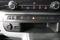 USED 2022 72 TOYOTA PROACE 2.0D Icon 140 BHP LWB Euro 6 ULEZ Compliant DeadLocks and Roof Rack Fitted | Air Conditioning | Apple CarPlay | Android Auto | Parking sensors
