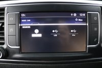 USED 2022 72 TOYOTA PROACE 2.0D Icon 140 BHP LWB Euro 6 ULEZ Compliant DeadLocks and Roof Rack Fitted | Air Conditioning | Apple CarPlay | Android Auto | Parking sensors