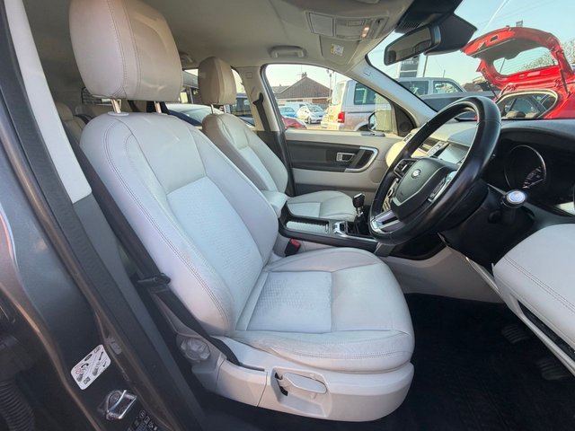 2015 Land Rover Discovery Sport 2L Se 5dr - Photo 3