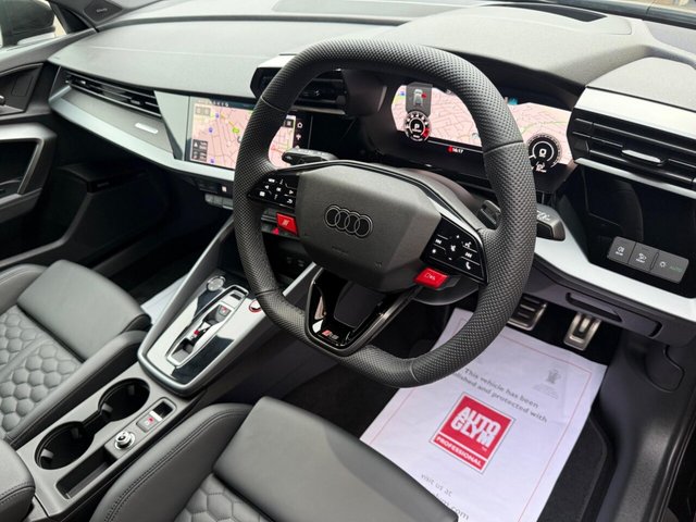 2025 AUDI RS3 2025 2.5 TFSI Carbon Black Sportback S Tronic quattro Euro 6 (s/s) 5dr - Photo 8